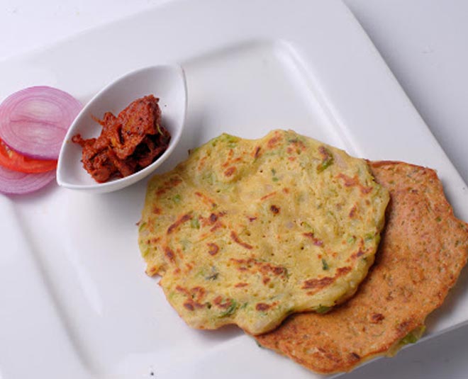 how to make easy recipe of potato chilla at home inside