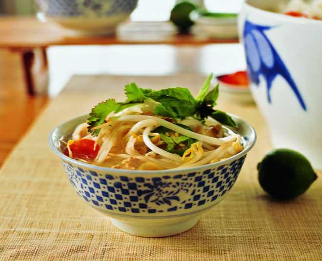 lemongrass noodles soup easy recipe at home inside