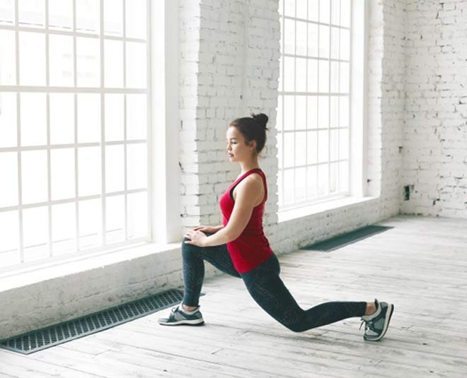 lunges exercise inside