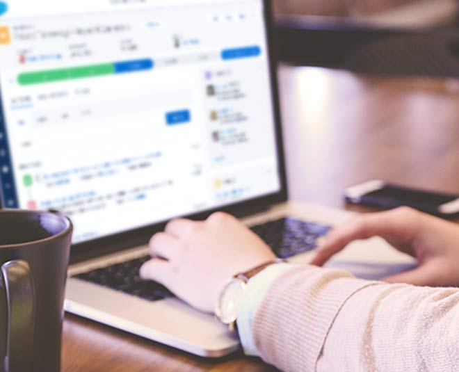 pain in hands and fingers when working on laptop inside