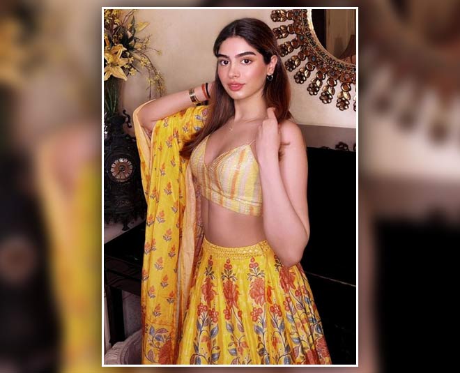 yellow lehenga designs