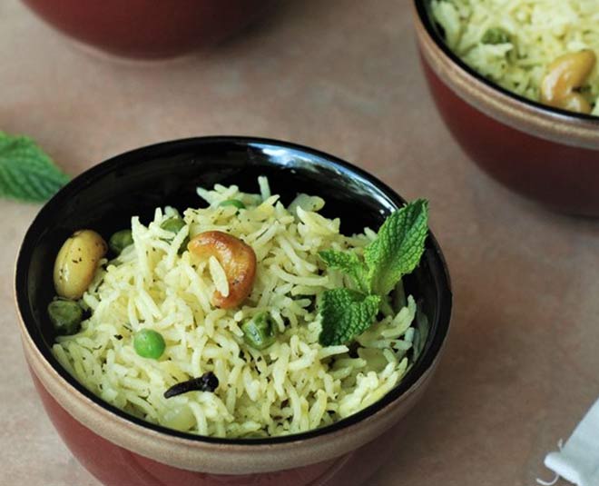 CHUTNEYWALA PEAS PULAO