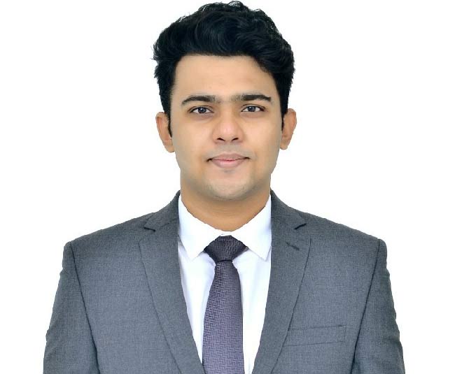 bhopal student het shukla takes mother name