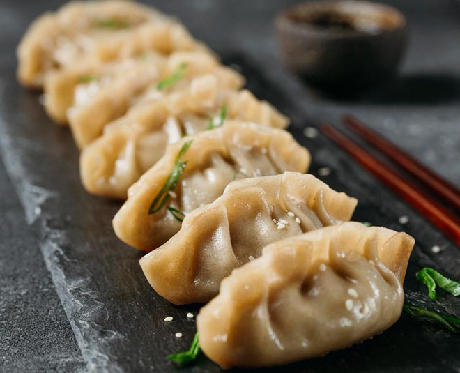 chiken Momos