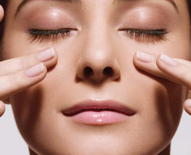 eye massage for puffiness
