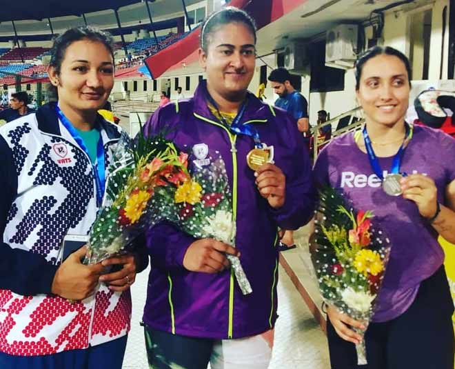 indian top discus thrower