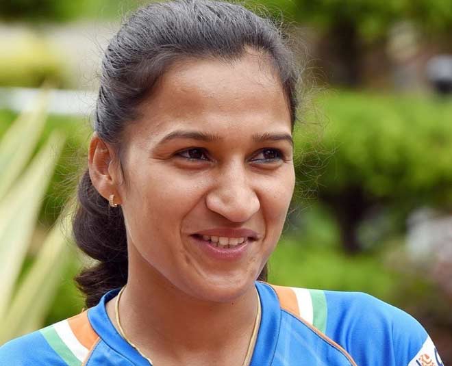 rani rampal and her team