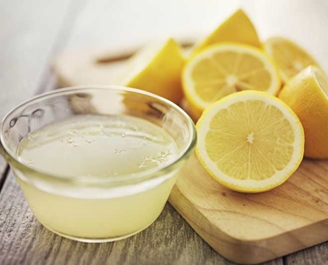 remove oily stains from kitchen plastic box