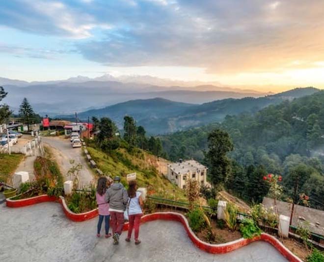 famous places in kumaon kausani inside