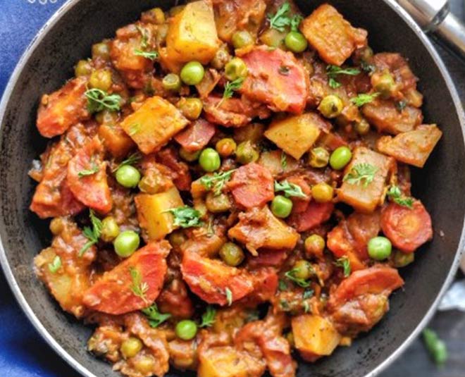 gajar matar sabzi