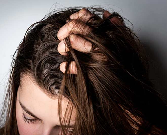 hair stinks after washing