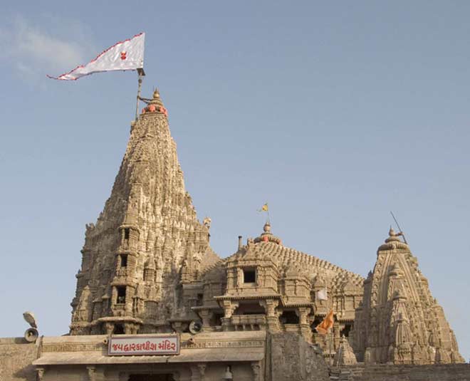 Dwarkadheesh inside