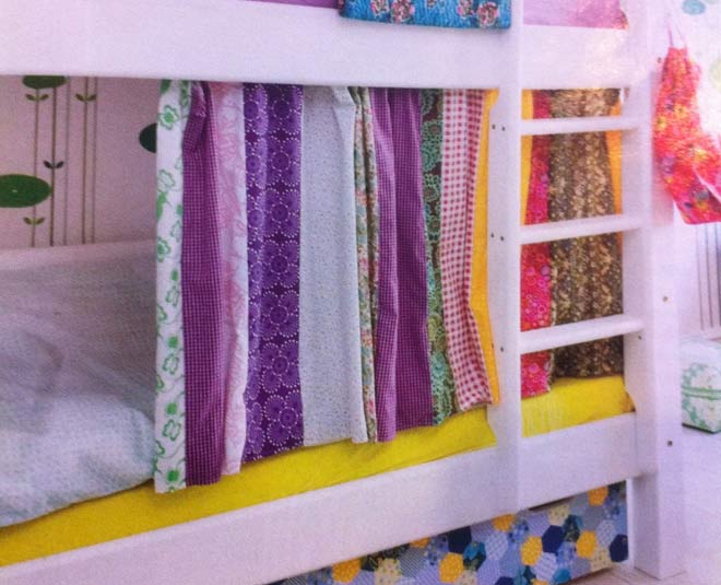 about some creative ways to decorate bunk bed inside