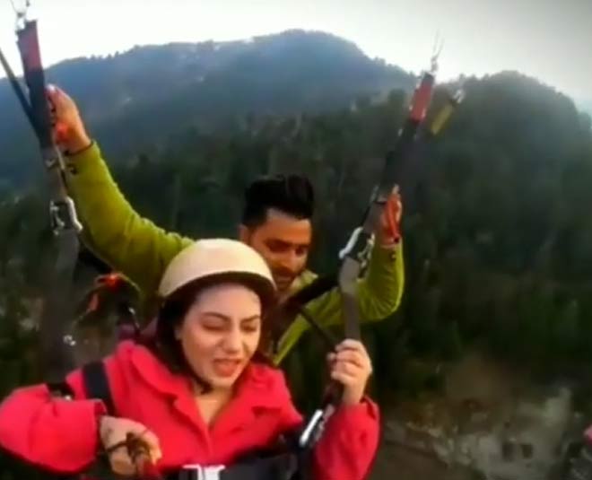 pairagliding viral video