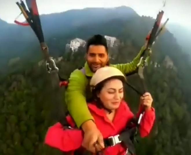 viral video paragliding