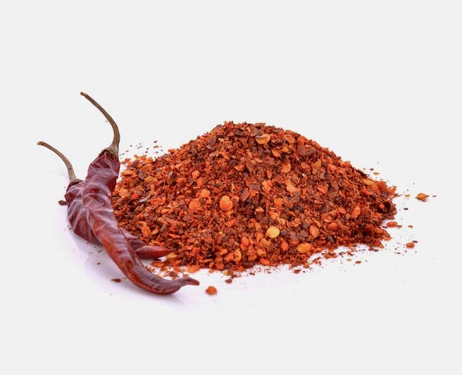 chilli flakes making