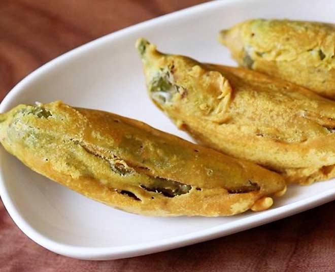 inside  Jaisalmer food mirch bhajiya