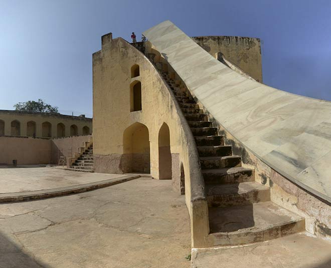inside jantar mantar tips