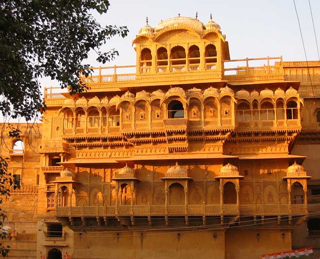 interesting facts about patwa haveli inside