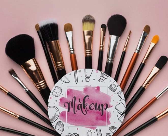 makeup brush cleaning hacks