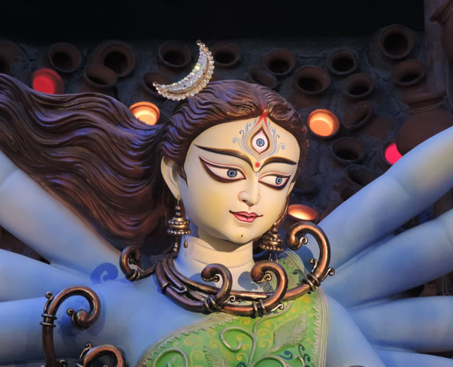 durga statue making