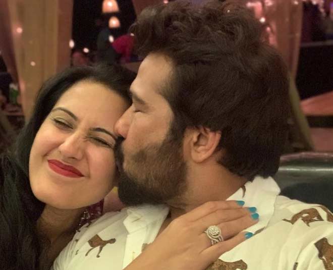 kamya punjabi husband