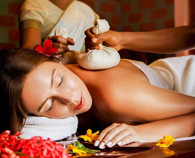 Pizhichil massage