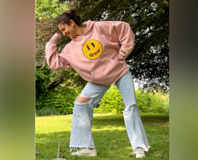 casual and chic style for house party look