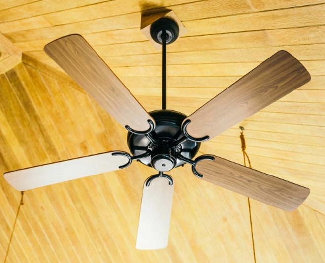 cleaning ceiling fans hack