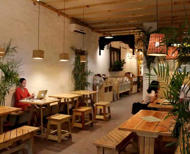 jugmug thela in champa gali saket