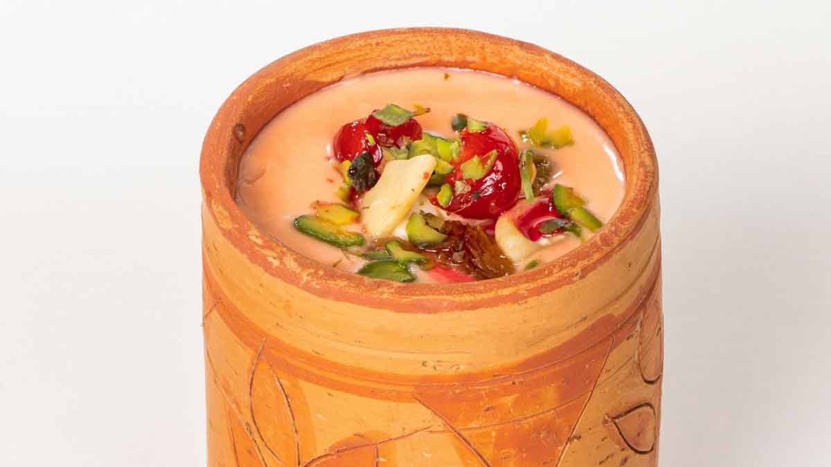 Best Place for Lassi in cp Delhi inside