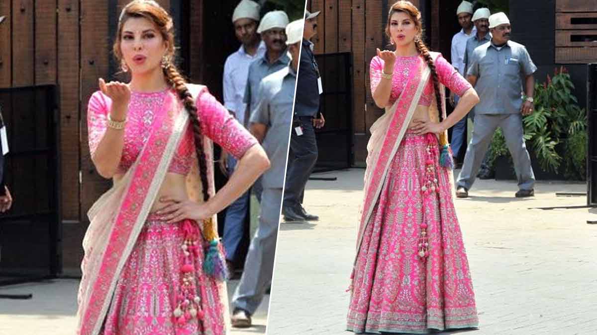 Trendy Paranda Designs for Baisakhi ()