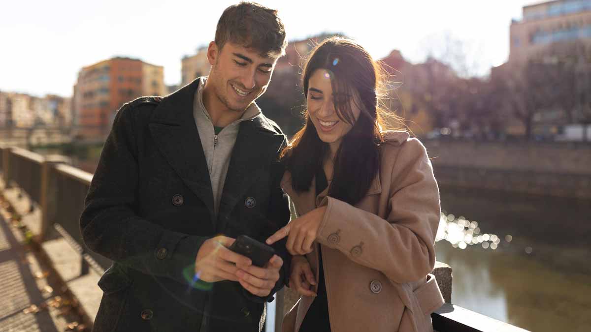 couple money saving tips