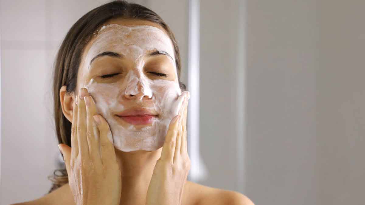 facewash for combination skin