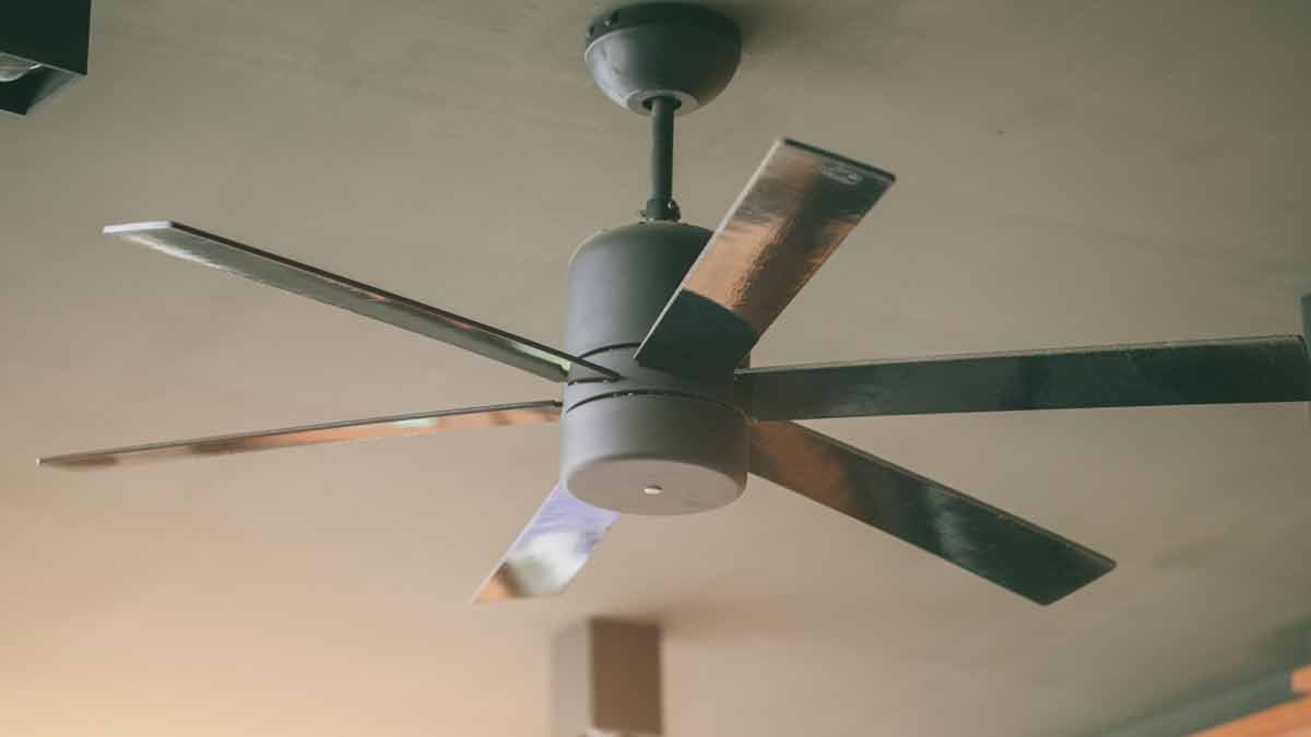 keep home cool with ceiling fan