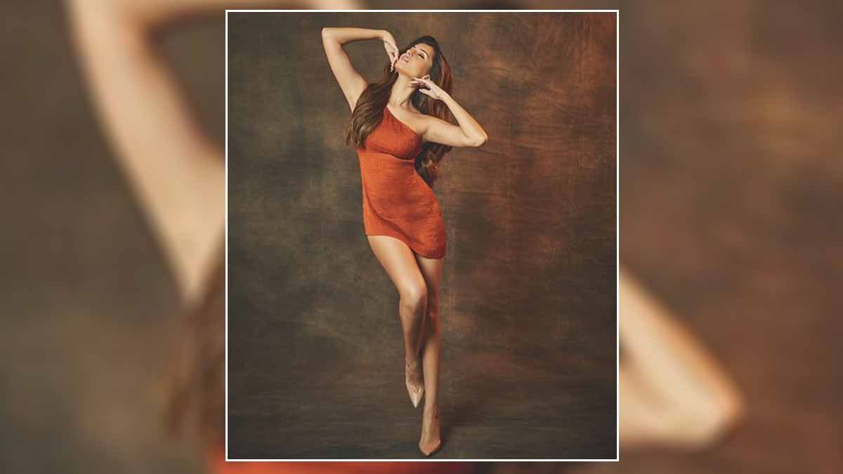 tara sutaria party outfits