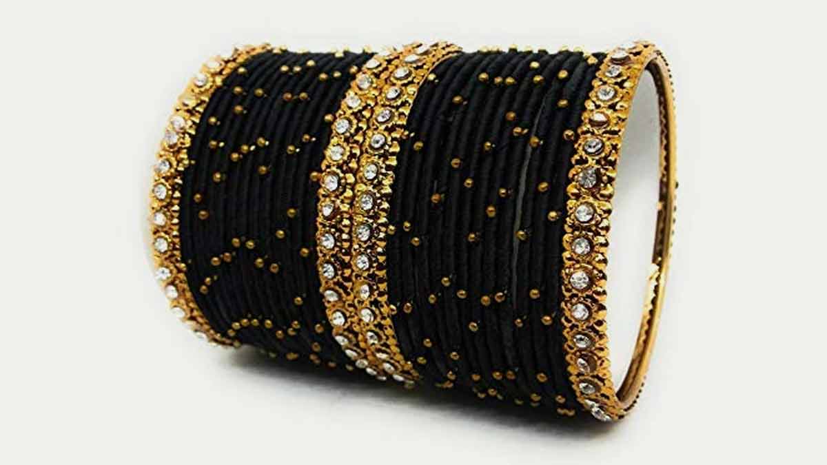 Bangles vastu in Karwa Chauth