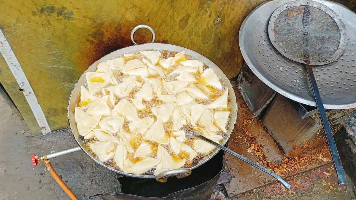 allahbadi chole samose in noida