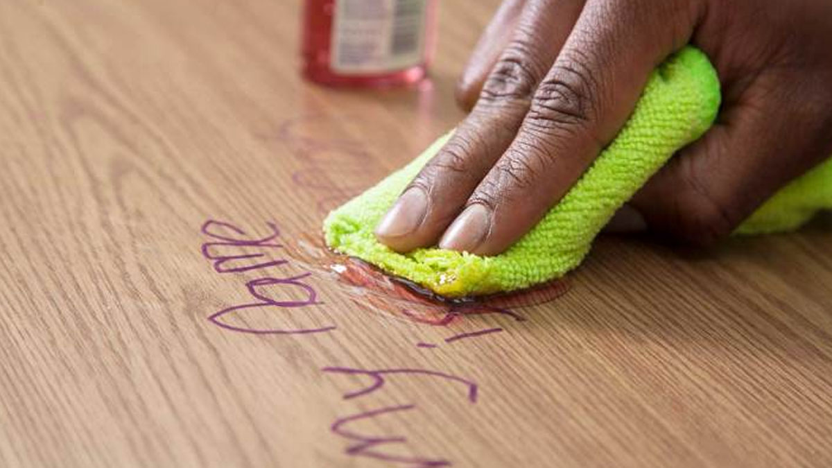 easy hacks for nail paint remover