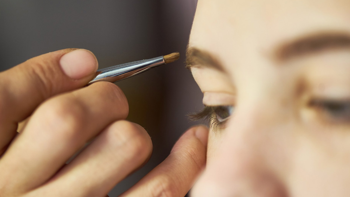 eyebrow brush