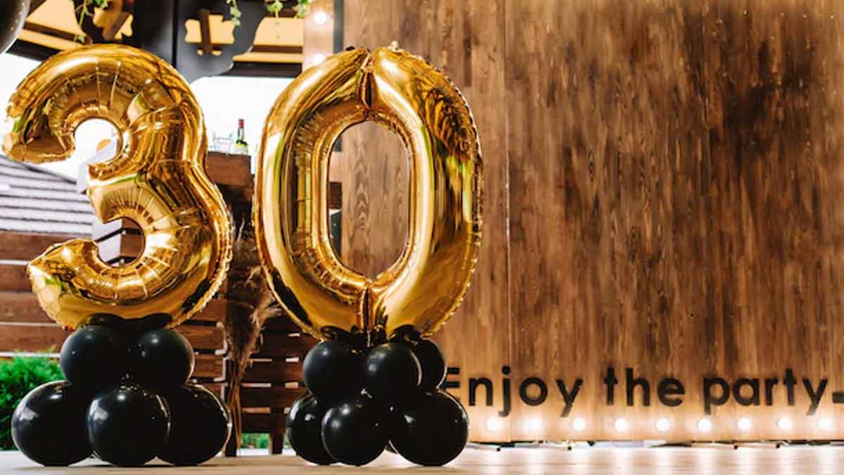 how to decorate with balloons