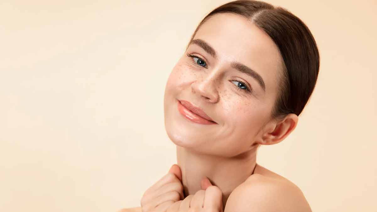 reason for frackles on face