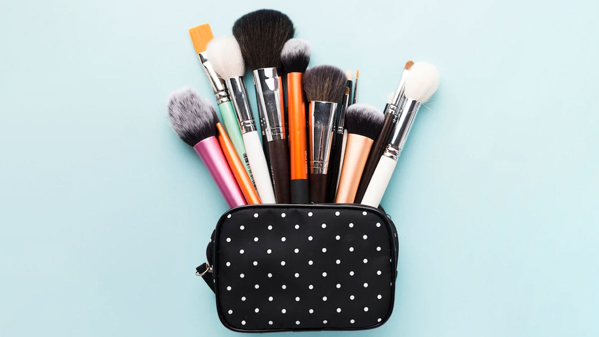 soft makeup brushes