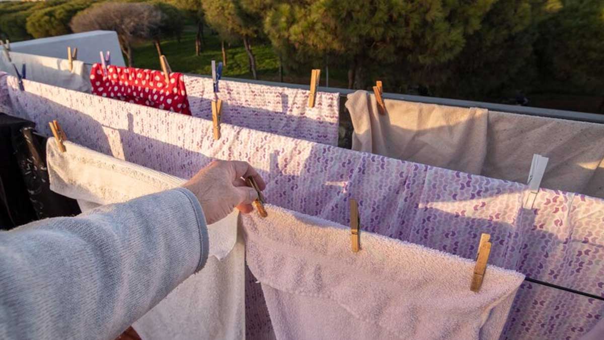 stinky smell of towel