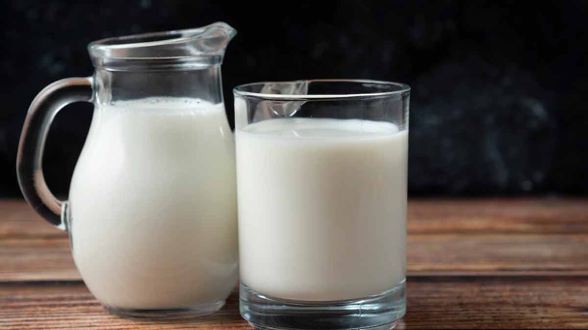 use milk for making naan