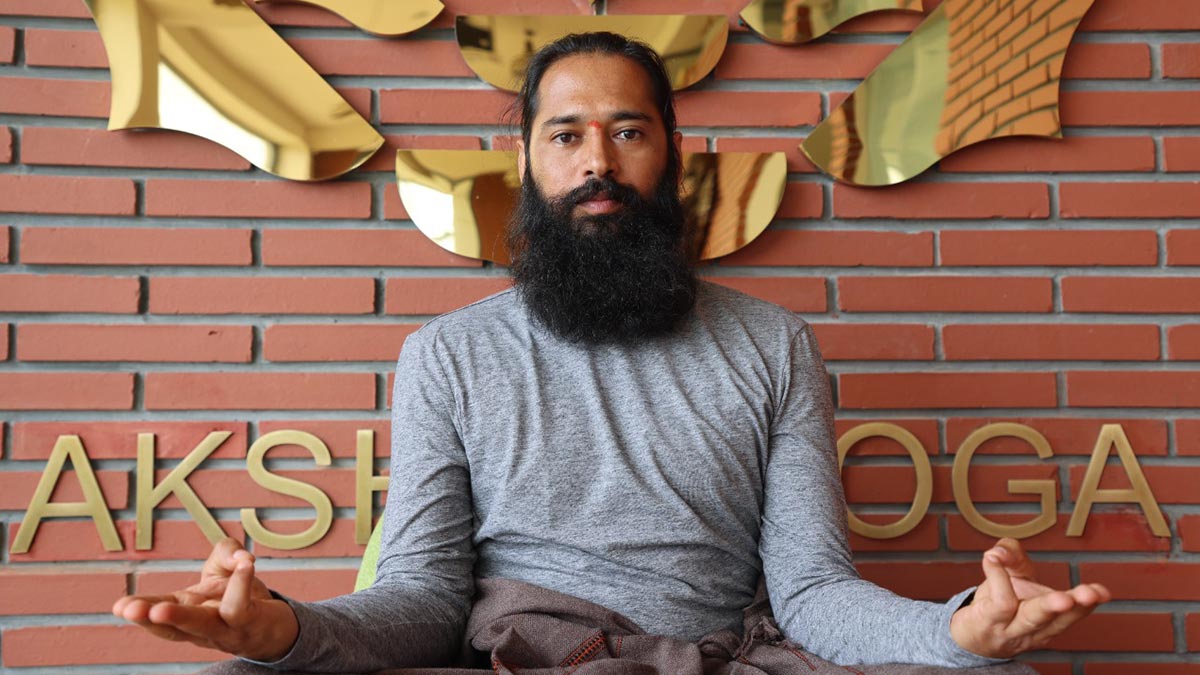 varun mudra for skin