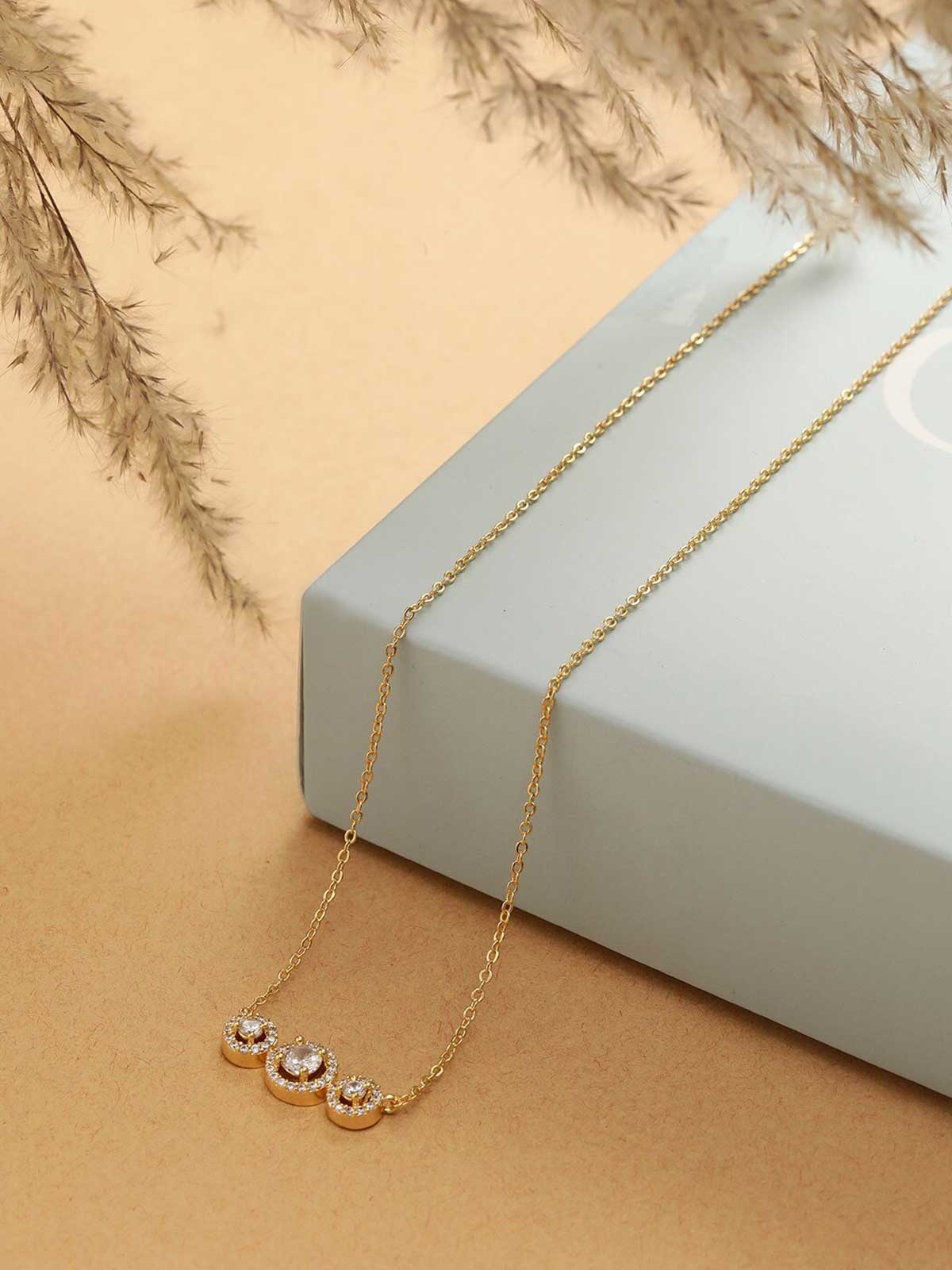 gold necklace myntra