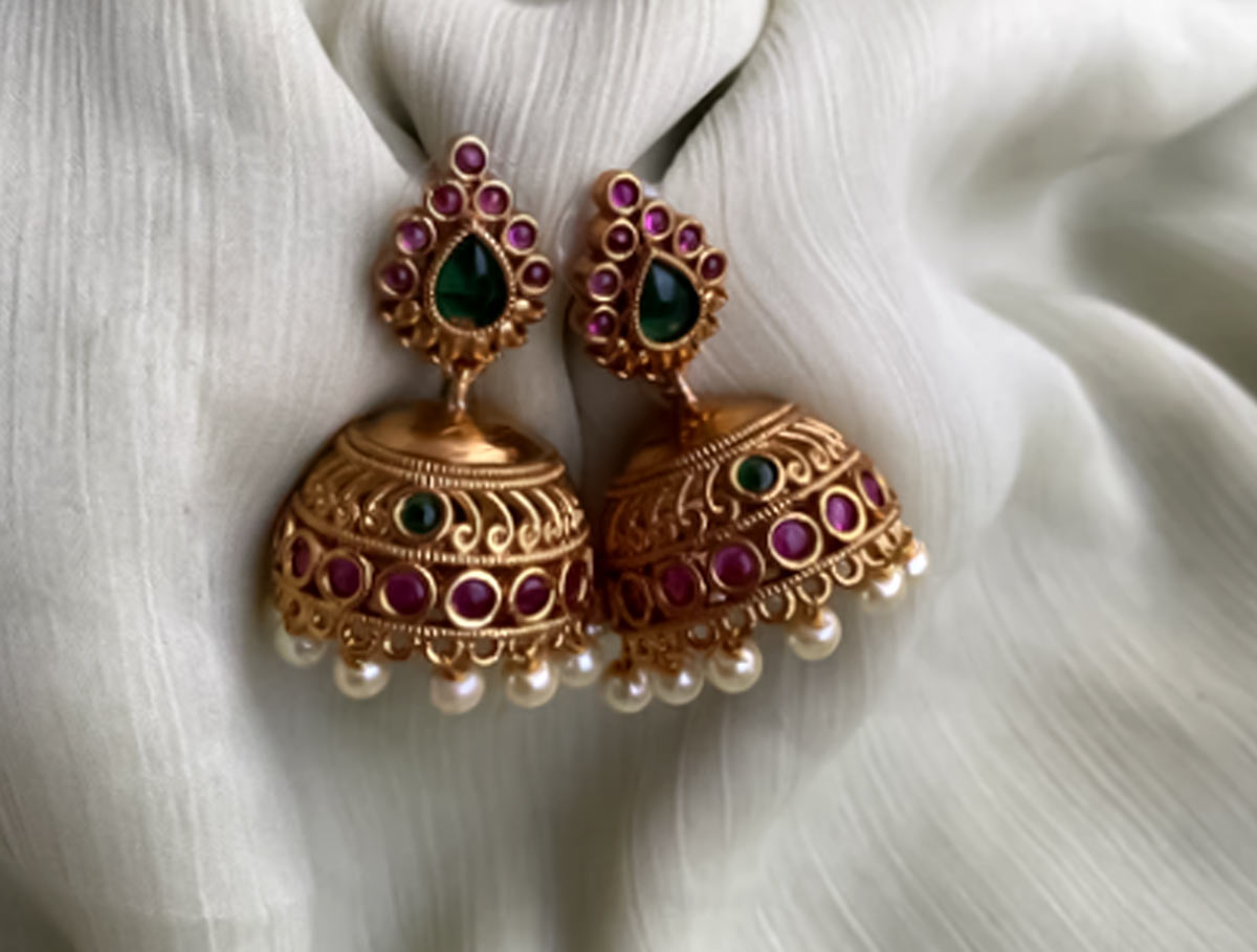 jhumki for new bride