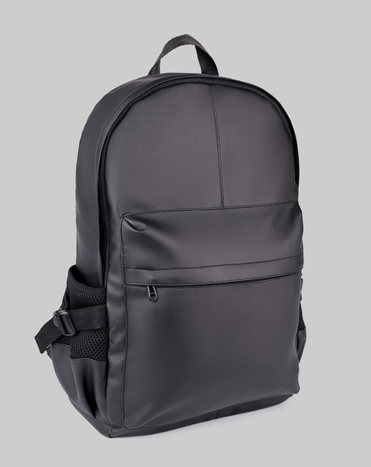 small bag for travelling abroad