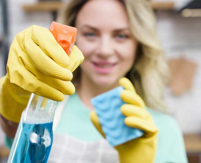 How to clean home tiles